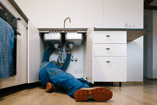 Professional Drain Cleaning technician working in Collinsville, AL